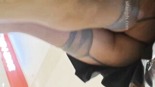 国庆特辑某CD大神压箱底作品 商场两次拍到的网红脸JK短裙美女性感吊带丝袜丁字裤跟没穿似的