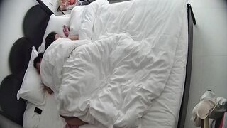 11-16新流出酒店偷拍 大学校花气质眼镜学妹周末出门之前被被男友无套操了三次完整版10