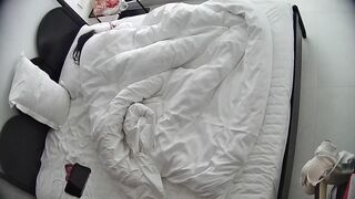 11-16新流出酒店偷拍 大学校花气质眼镜学妹周末出门之前被被男友无套操了三次完整版11