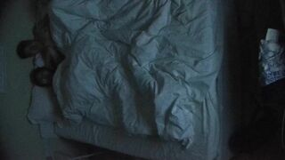 民宿酒店 11-25 眼镜情侣一看就是知识分子 床上做爱都很含蓄 没有热烈的激情碰撞 浪费美女资源0