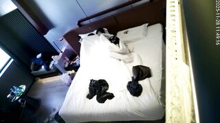 11-28流出天眼酒店偷拍 大学生情侣连续两天入住大奶美女校花多次口手并用给男友出火爽死了源码高清完整版