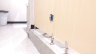 大神潜入商场女厕全景偷拍多位漂亮小姐姐❤️各种极品嫩鲍鱼完美展示