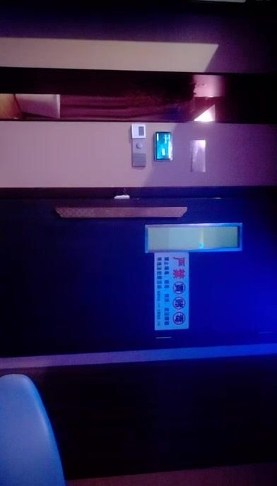 【極品模特探花】4天5場~會所絲襪開檔~口交毒龍啪一條龍1