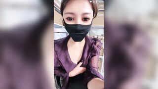 仓库管理员【林安安】最新上班直播 道具自慰高潮喷水 同事还在后边工作9