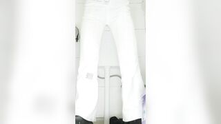 十二月电报收费群最新流出 貌似高校女厕前后景高清偷拍都是些漂亮学妹