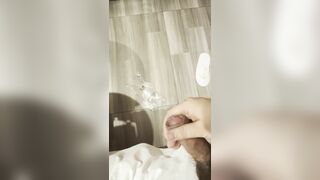 大神约炮西域美女❤️第一次见面来姨妈就喝了一杯啤酒去她家浴血奋战2