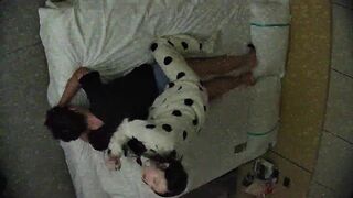 12-13新流出酒店偷拍 腰细腿长粉雕玉琢女友上位骑乘姿势超级风骚00