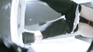 -十二月最新流出 夜总会酒吧女厕后拍各种黑丝高跟 增高鞋美女喝多了扣喉呕吐.