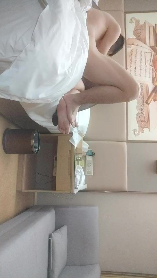 2021.12.24，【大战良家三百回合】，132金币计时房，泡良达人，圣诞夜约操女神，黑丝美乳，超清设备偷拍