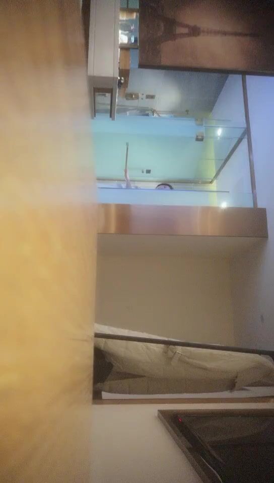 2022.1.6，【推油少年】，今晚这个美女露脸了，良家收割机，嘴巴甜如蜜，手法又专业，高潮阵阵挑逗不断怪不得生意好