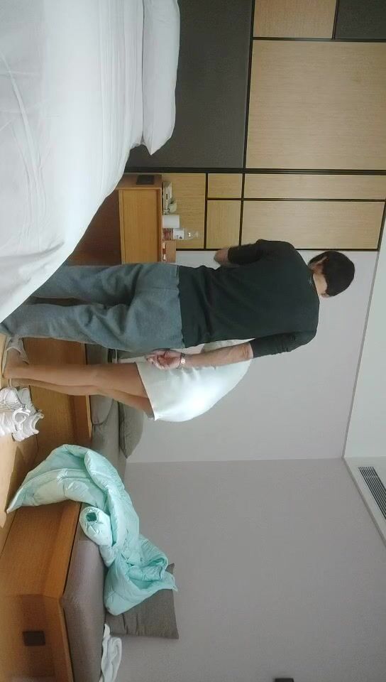 2022-1-16 《开发探索》170CM顶级外围女神，坐在身上揉胸摸腿，怼着骚穴爆插 ，搞得太猛妹子有点受不了