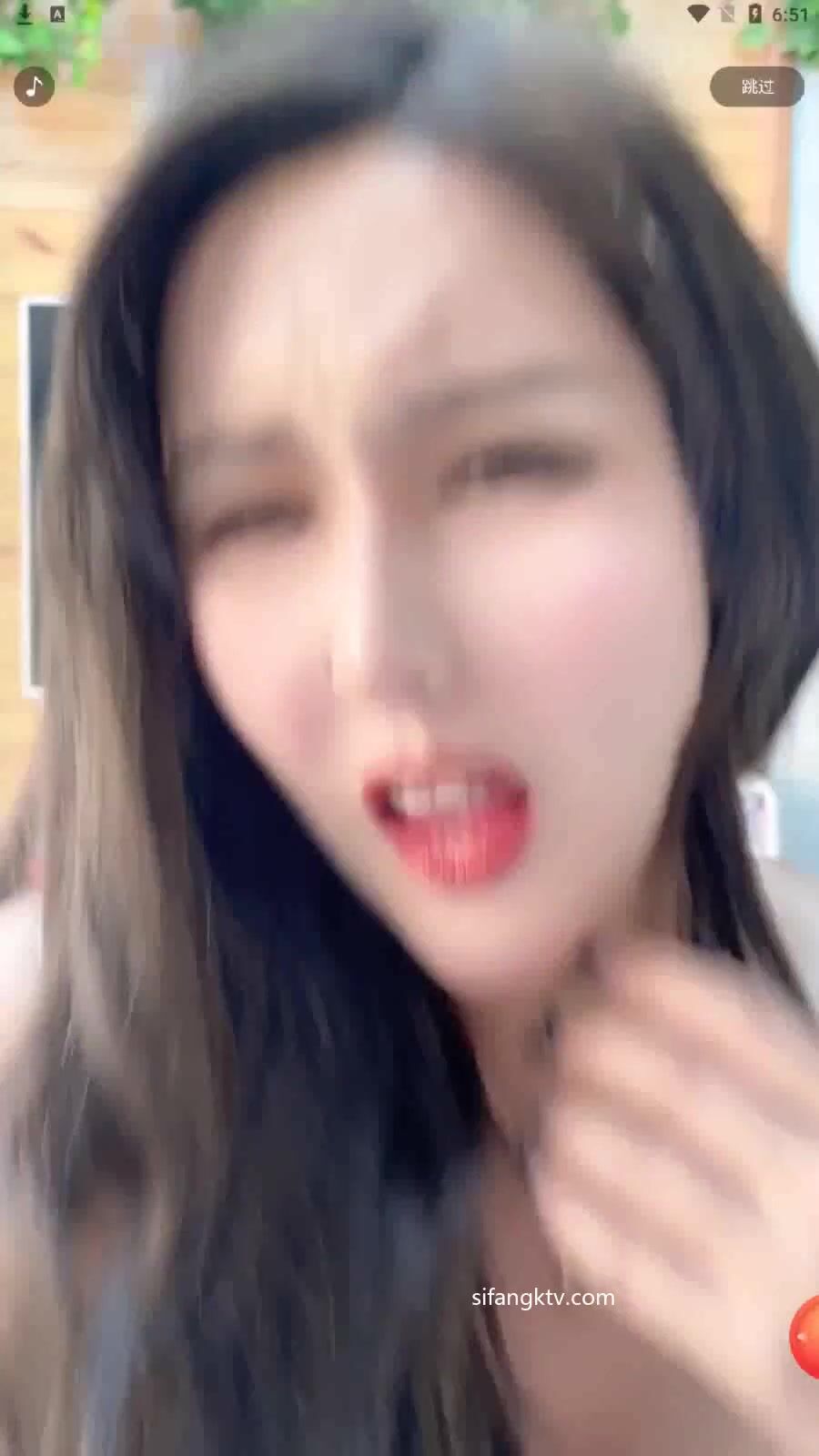 探蜜知名骚货娜依灵儿潘霜霜温欣怡互动啪啪合集 甩着大奶子浪叫骚出天际 听声音就硬的不行 探蜜-娜伊灵儿互动啪啪2