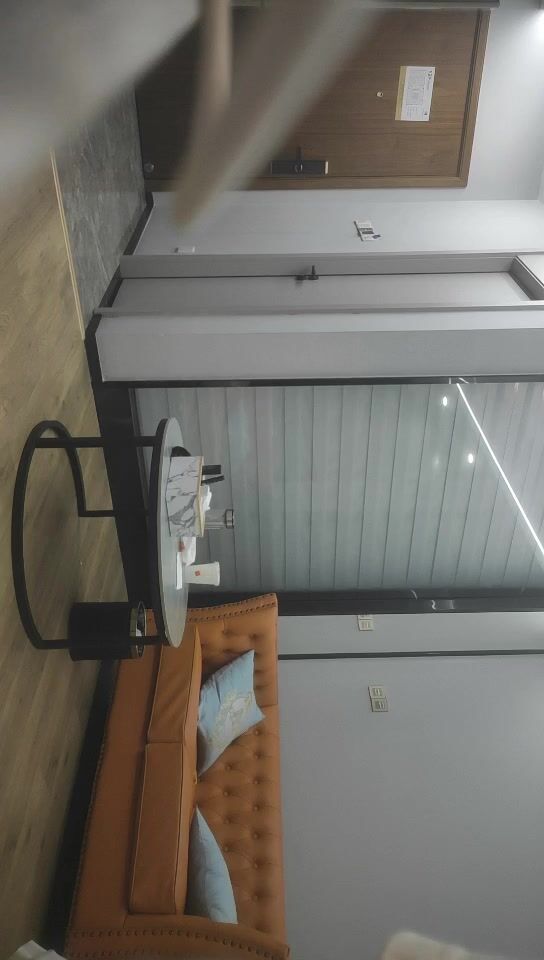 2022.3.17，【我有一台拖拉机】，极品女神，舞蹈培训班老师兼职，一字马，高抬腿，各种高难度性交 我有一台