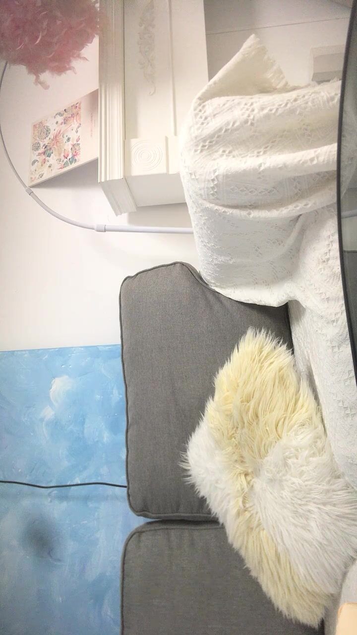 【无水印原版---新片速遞】2022.3.25，【年少不知阿姨香】，黑框眼镜知性人妻，极品美乳，乳头小，高跟裸体