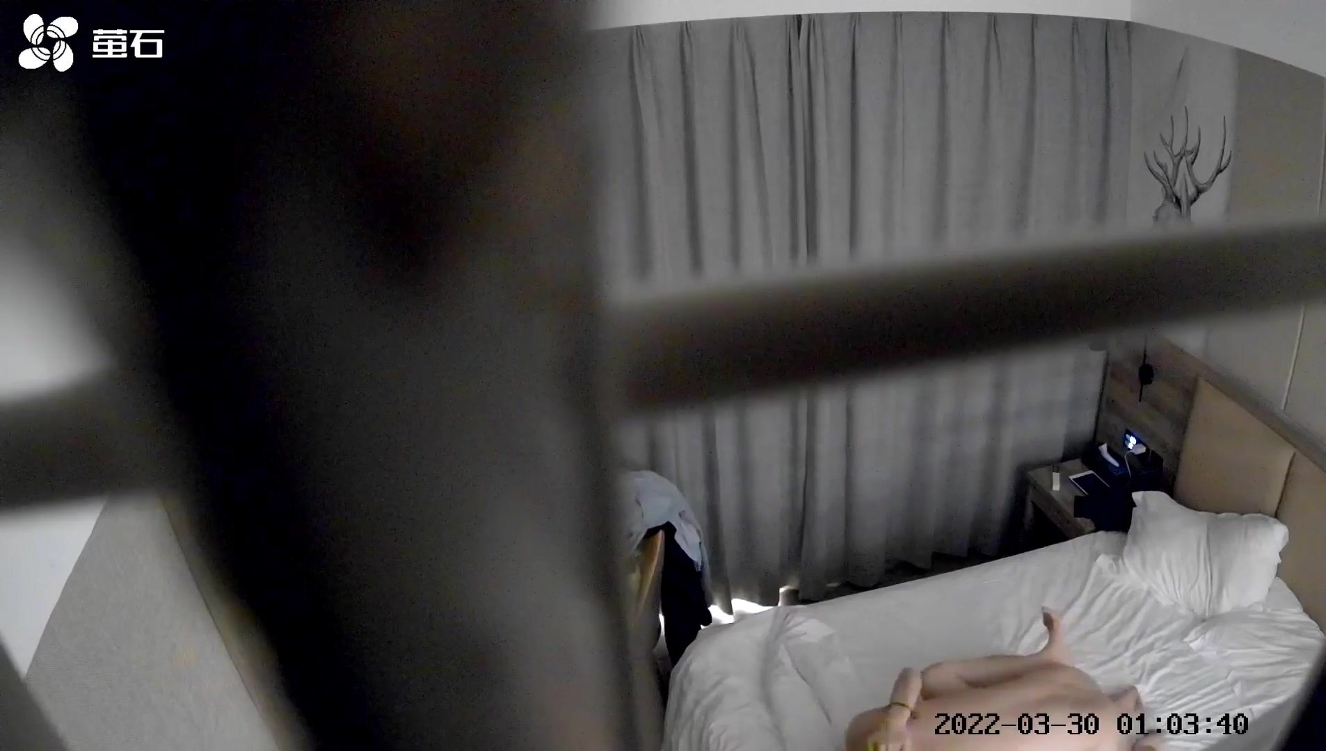 2022-03-31最新流出萤石云酒店摄像头偷拍白嫩苗条美女被男炮友连续干了两次呻吟刺激