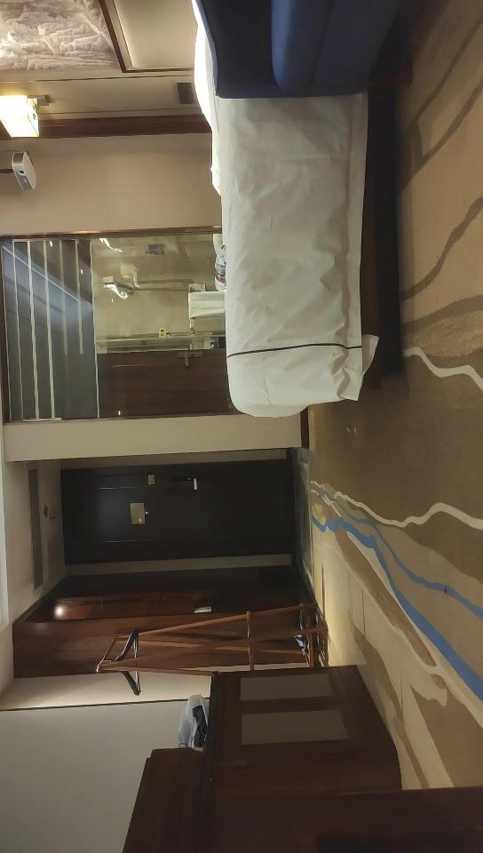 【無水印原版---新片速遞】2022.4.20，【开车别玩手机】，外围女神，调情黑丝，拒绝口妹子被打，退钱起争执