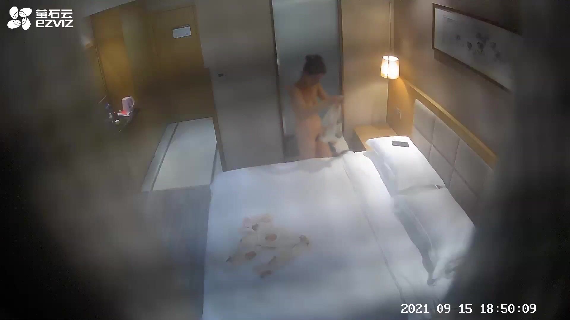 【萤石云酒店偷拍】最新上线7间多日集锦整合资源-独家揭露5