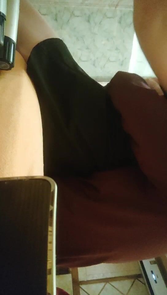 2022-4-23【小马寻欢】攻略女技师，按摩调调情，半套服务乳推舔背，69姿势互舔，猛插嘴最后口爆