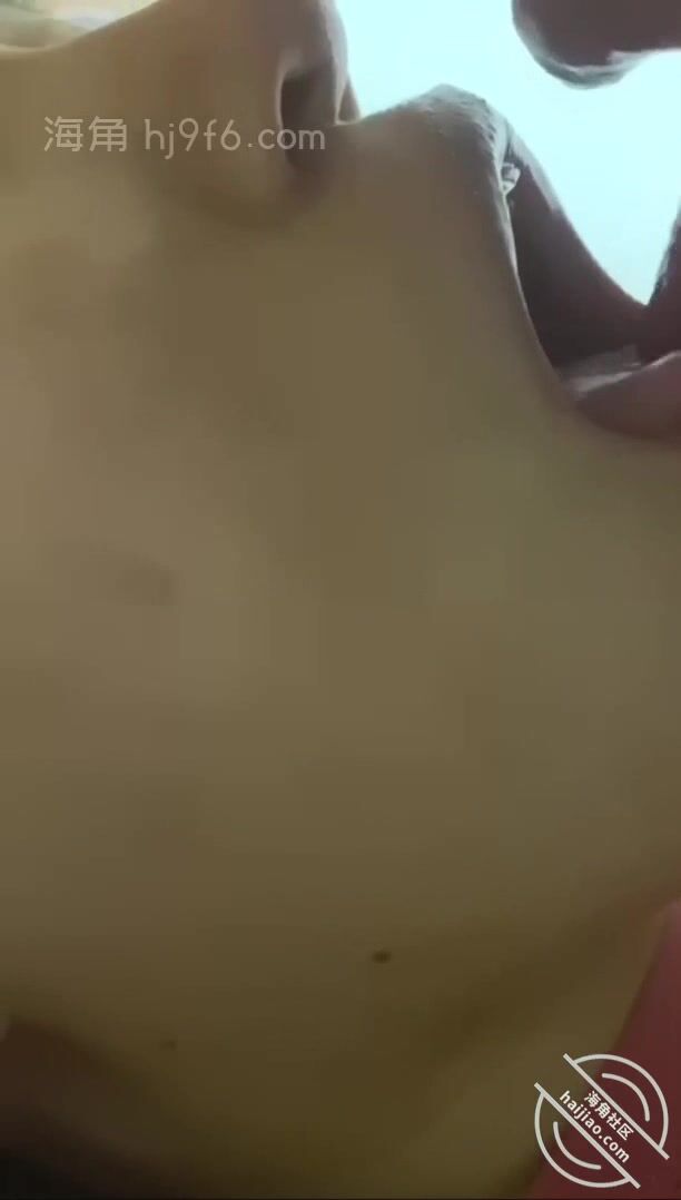 海神侄子爆肏嫂子5.0 宝宝在傍边看着妈妈被肏 宝宝乖喔~太深了好舒服~已经到了好几次受不了 嫂子求饶口爆